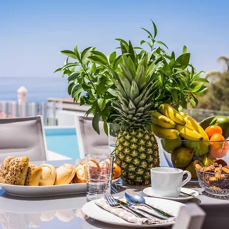 Felix Uno Villa Nerja