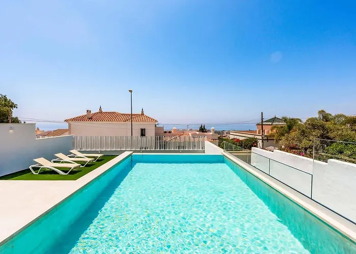 Felix Uno Villa Nerja