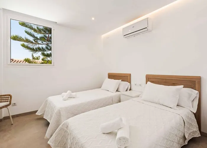 Felix Uno Villa Nerja